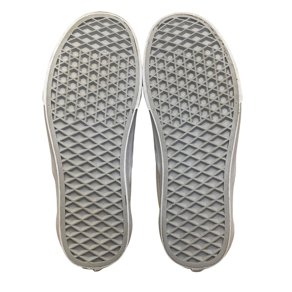 Vans Unisex White Canvas Low Top Slip-On Flat Sneakers Size W7/M5.5