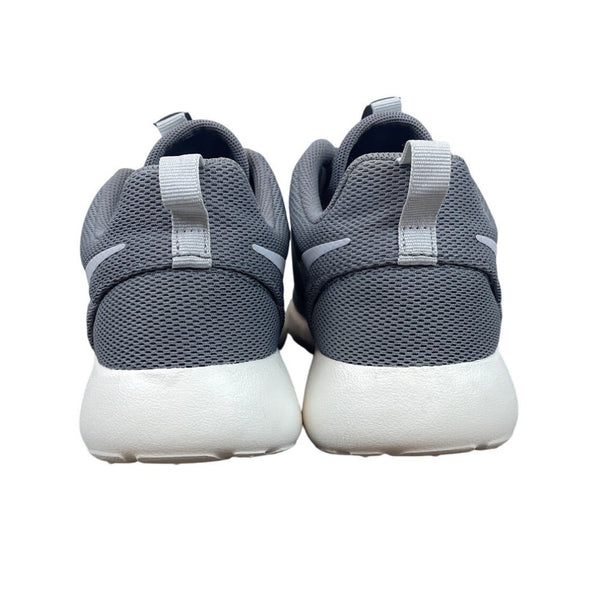Nike Roshe One Gray Mesh Upper & Rubber Sole Womens Sneakers Size 6.5