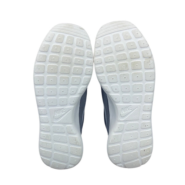 Nike Roshe One Gray Mesh Upper & Rubber Sole Womens Sneakers Size 6.5
