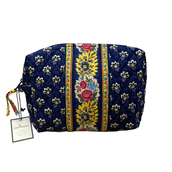 Vera Bradley Women’s Blue Cotton Floral Pattern With Zipper Closure Duffel Bag