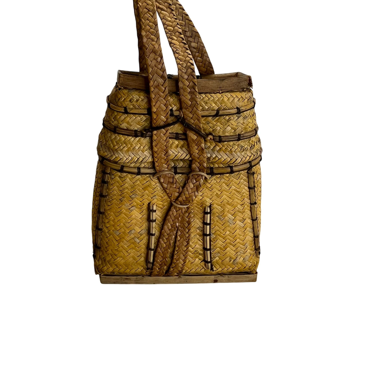 Vintage Handcrafted Philipines Natural Woven Straw Pasikin Basktet Size S