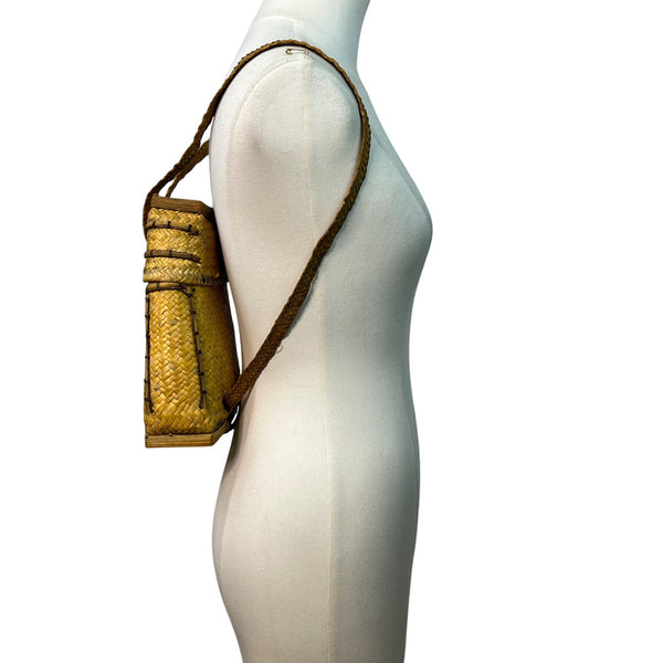 Vintage Handcrafted Philipines Natural Woven Straw Pasikin Basktet Size S