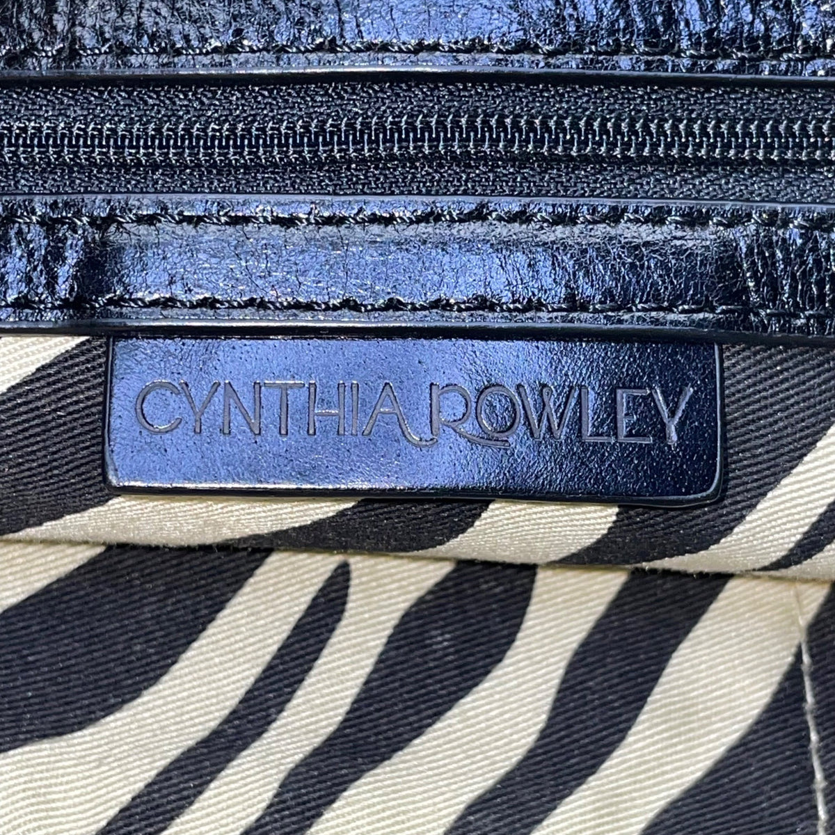 Cynthia Rowley Women’s Brown Leather Snakeskin Gold Tone Chain Handles Tote Bag
