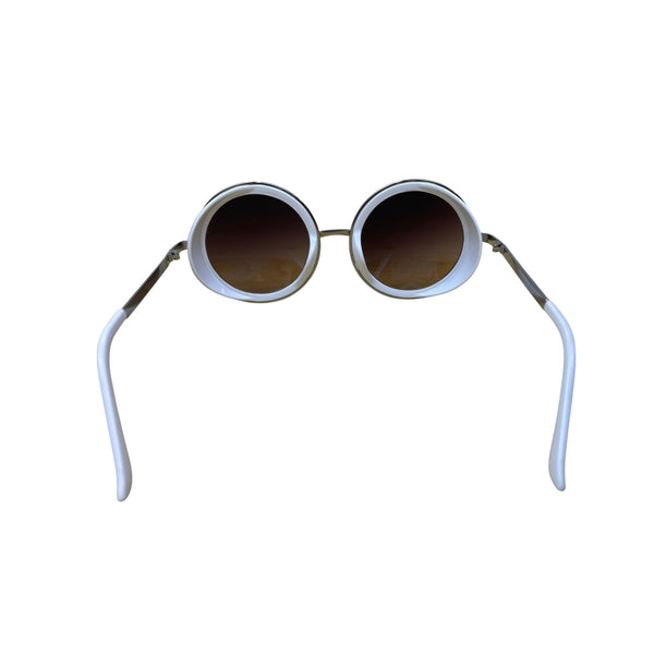White Unisex Round Sunglasses With Blue Gradient Lenses & Silver Metal Arms Stylish Retro