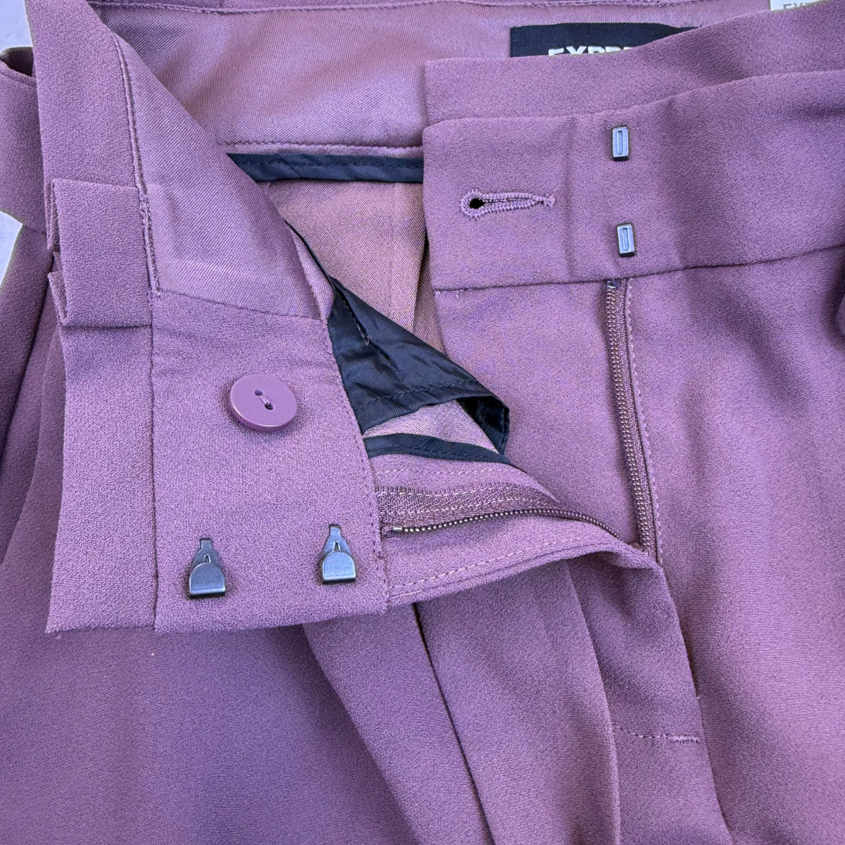 Express Women’s Purple High-Rise Ankle Pants With Bow Front Size 00P - New