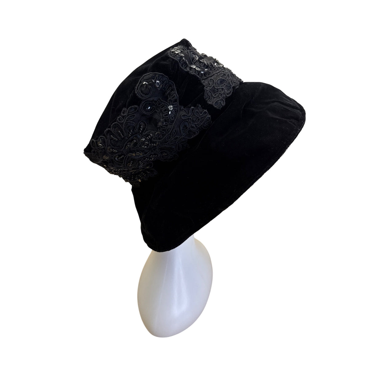 Black Velvet Bucket Hat With Decorative Lace & Beading Design For Women