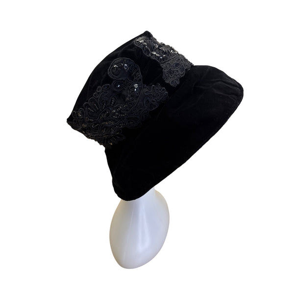 Black Velvet Bucket Hat With Decorative Lace & Beading Design For Women