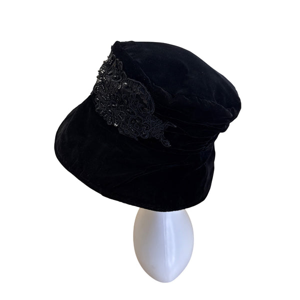 Black Velvet Bucket Hat With Decorative Lace & Beading Design For Women