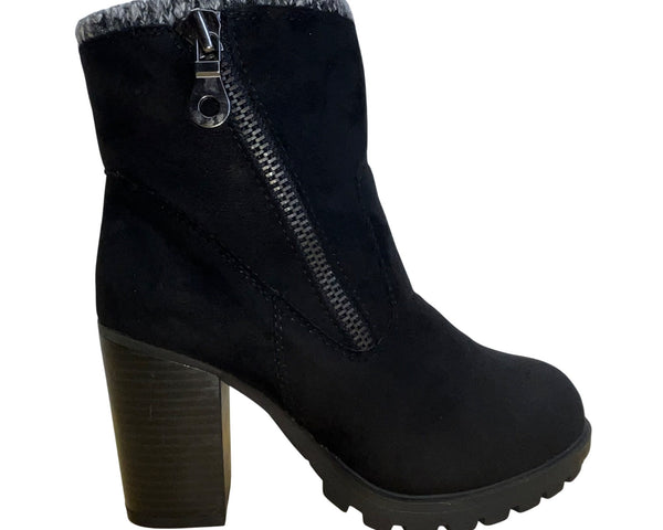 Mossimo Women’s Black Faux Suede & Side Zipper Emily Heeled Ankle Boots Size 7.5