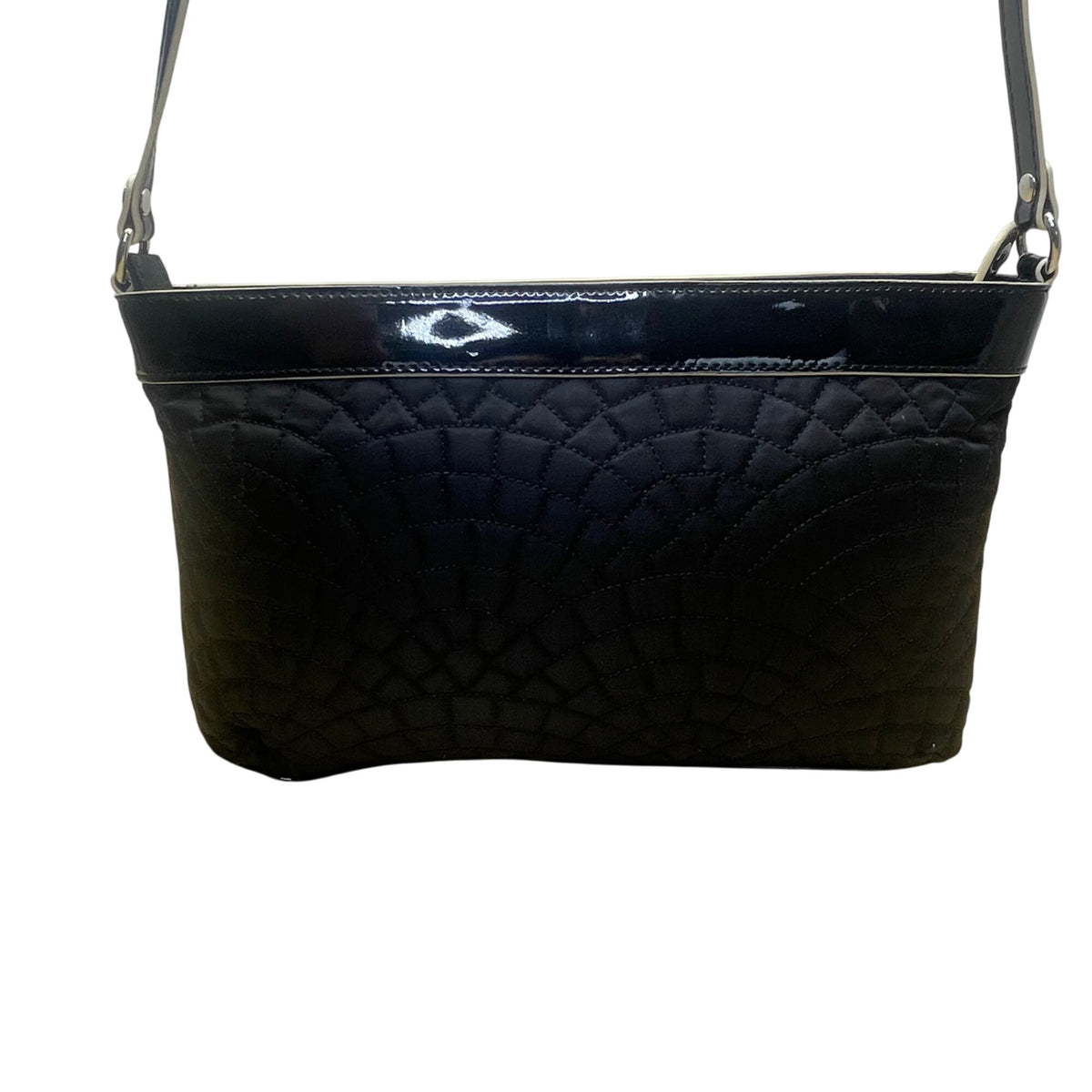 Vera Bradley Women’s Black Quilted Adjustable Strap Front Pockets Crossbody Bag