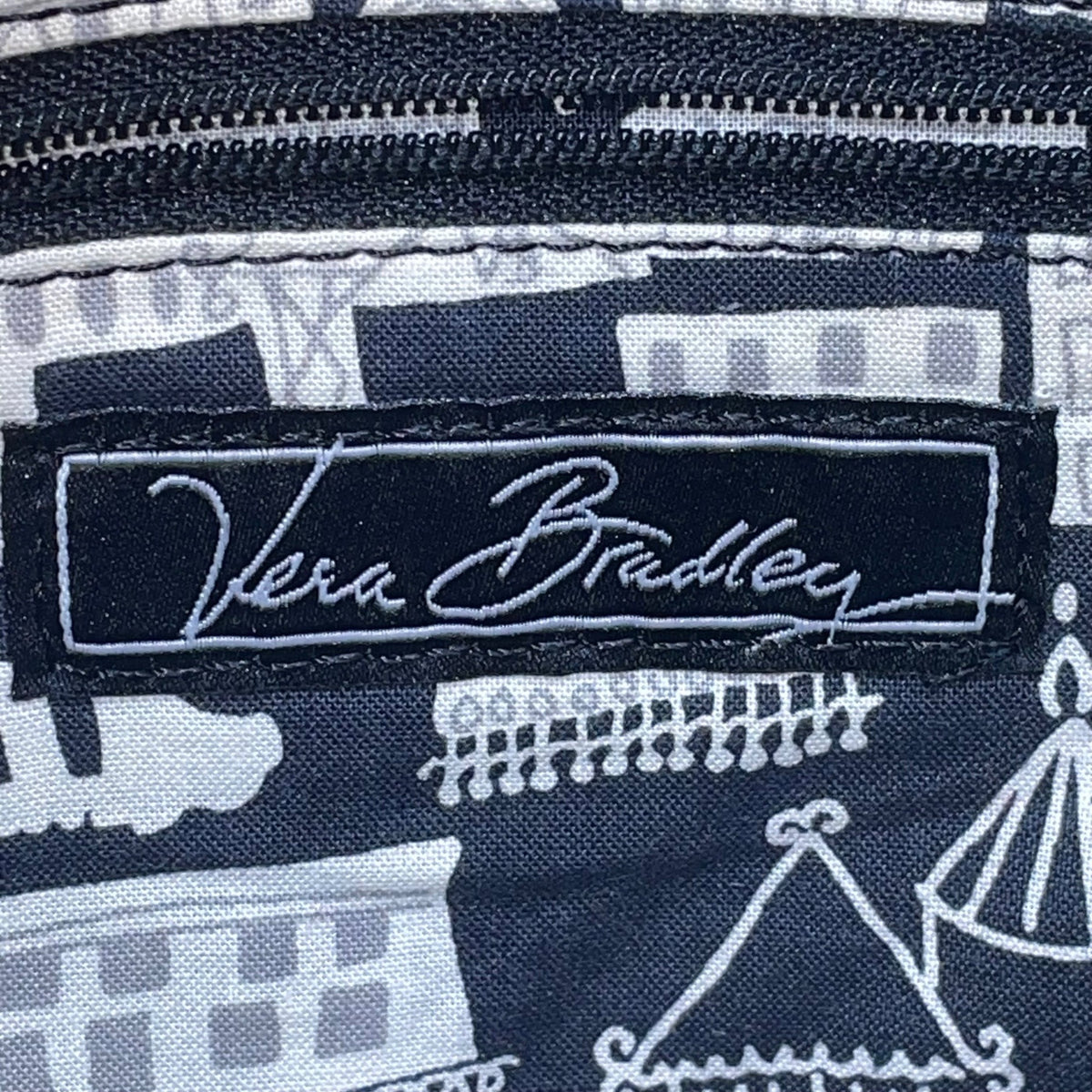 Vera Bradley Women’s Black Quilted Adjustable Strap Front Pockets Crossbody Bag