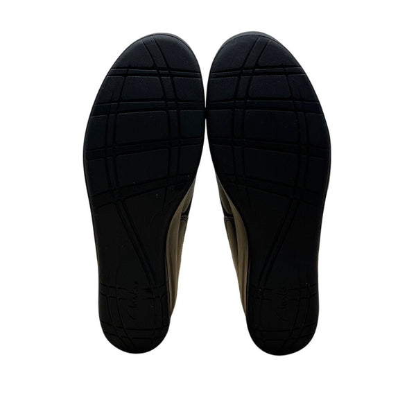 Clarks Women’s Black Leather Ultimate Suttyn Walk Slip-On Wedge Shoes Sz 7.5W
