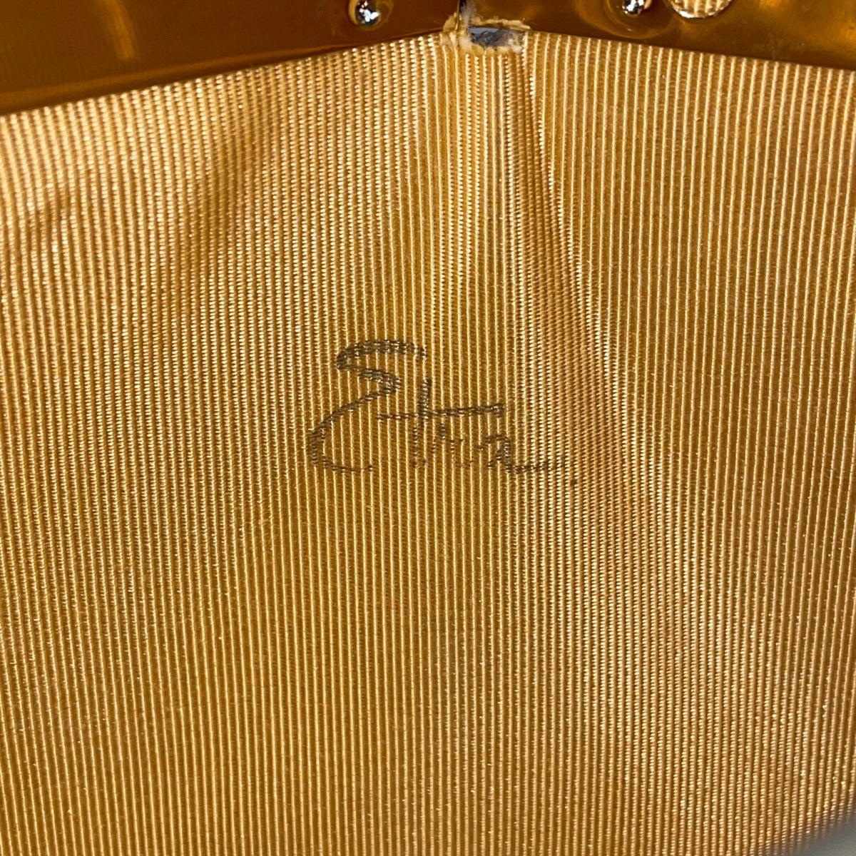 Vintage Etra Womens Black Leather Clutch Handbag Gold-Tone Chain Link Strap