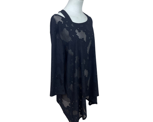 Clara Sunwoo Women’s Black Laser Cut Top Size XL