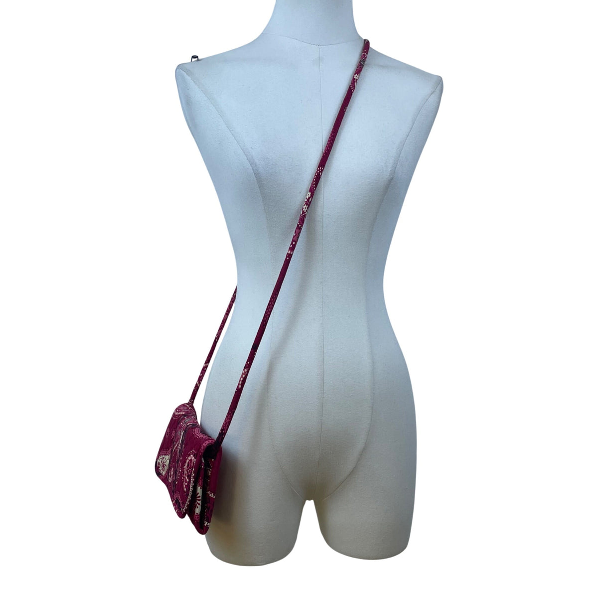 Vera Bradley Women’s Red Quilted Paisley Adjustable Strap Compact Crossbody Bag