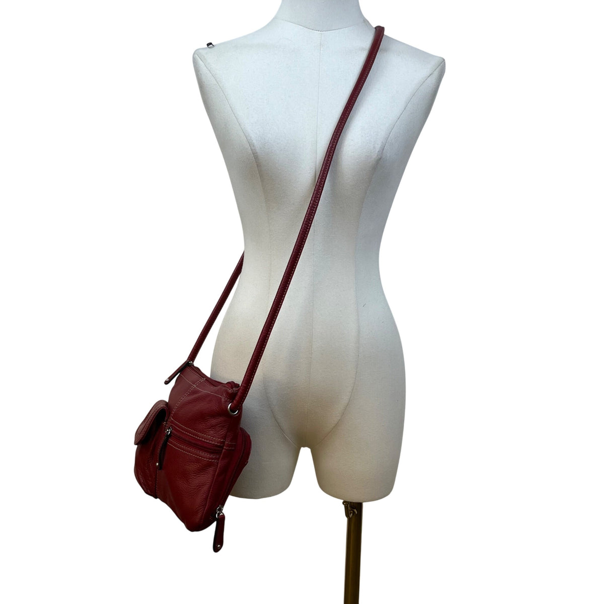 Tignanello Women’s Red Leather Exterior Magnetic Flap Pockets Crossbody Bag