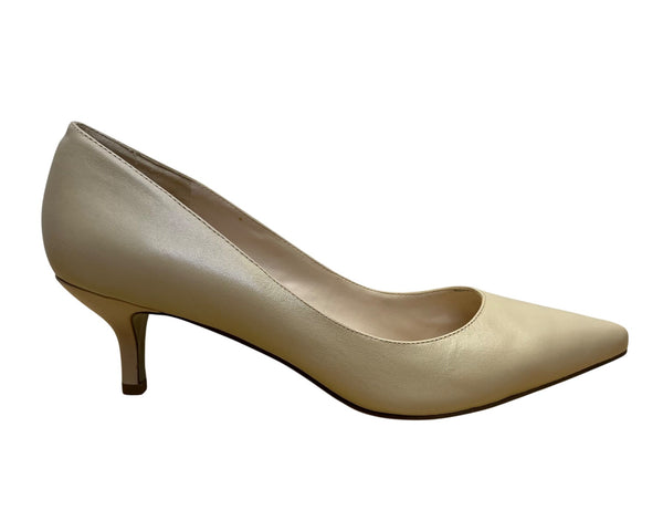 Nine West Women’s Beige Leather Pointed Toe Nydia Kitten Heel Pumps Size 10M