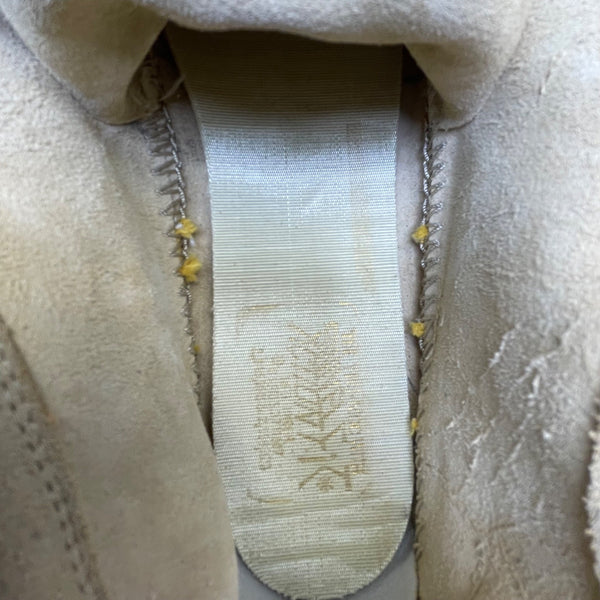 Lake Church Men’s Sand Suede Fringe Hand laced Hard Sole Moccasins Size 7.5