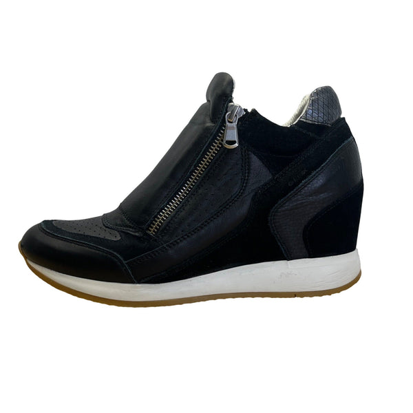 Geox Women’s Black Leather & Suede With Zip Closure Wedge Sneakers Sz US 9 -EU40