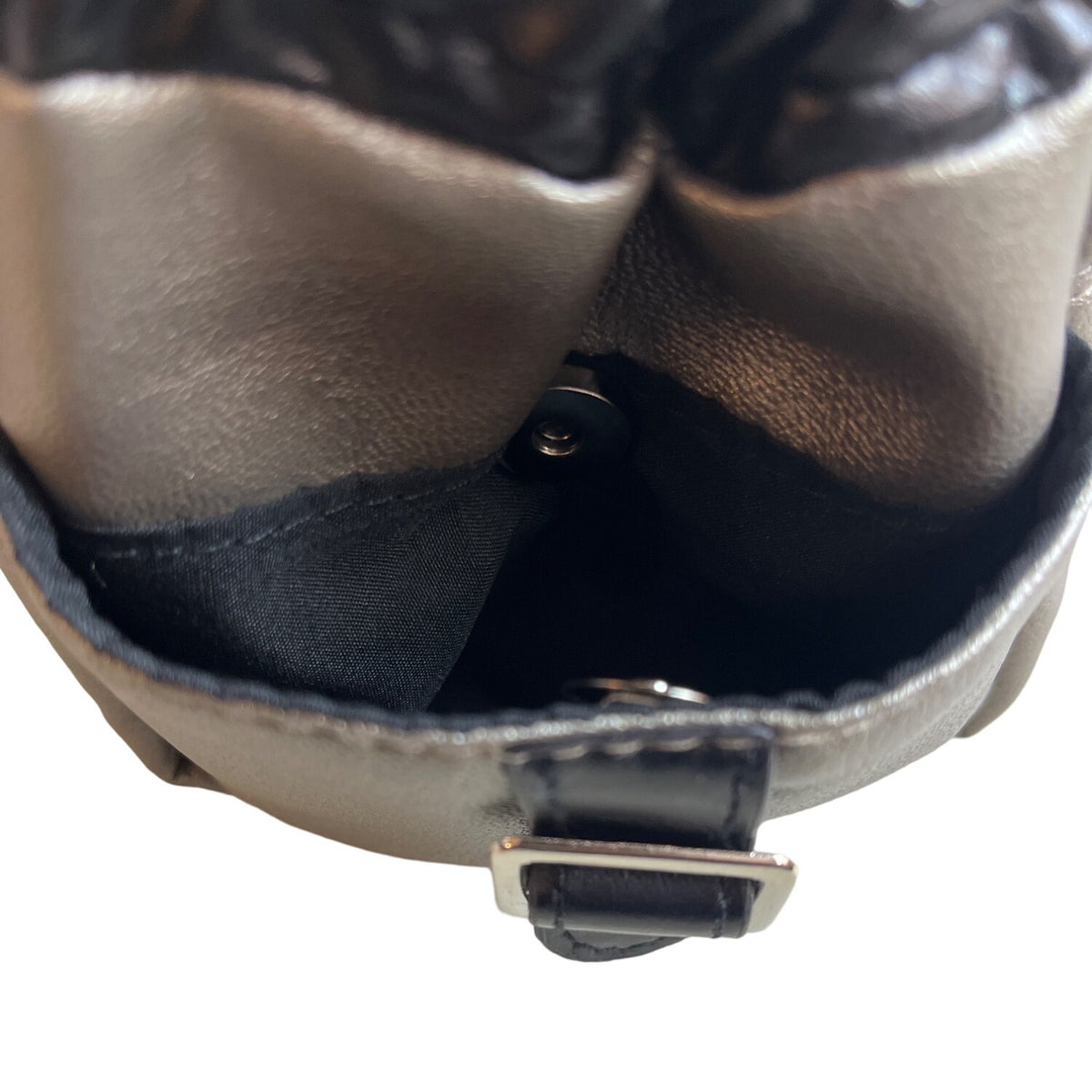 Miche Bag Women's Silver Metallic Hayley Classic Prima  Outer Shell Sz M