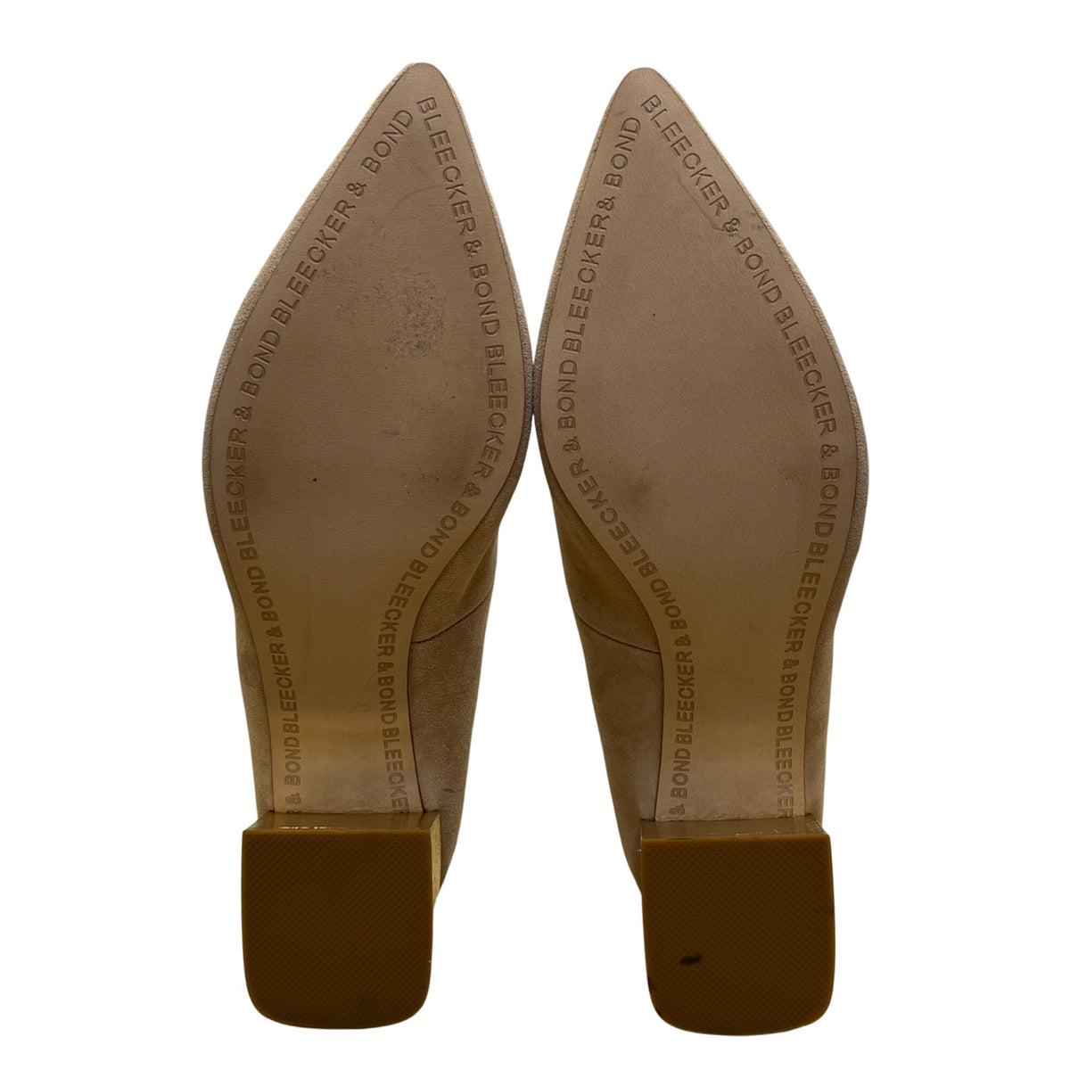 Bleeker & Bond Women’s Beige Suede Gold Accent Block Heel Yasmine Pumps Size 7M