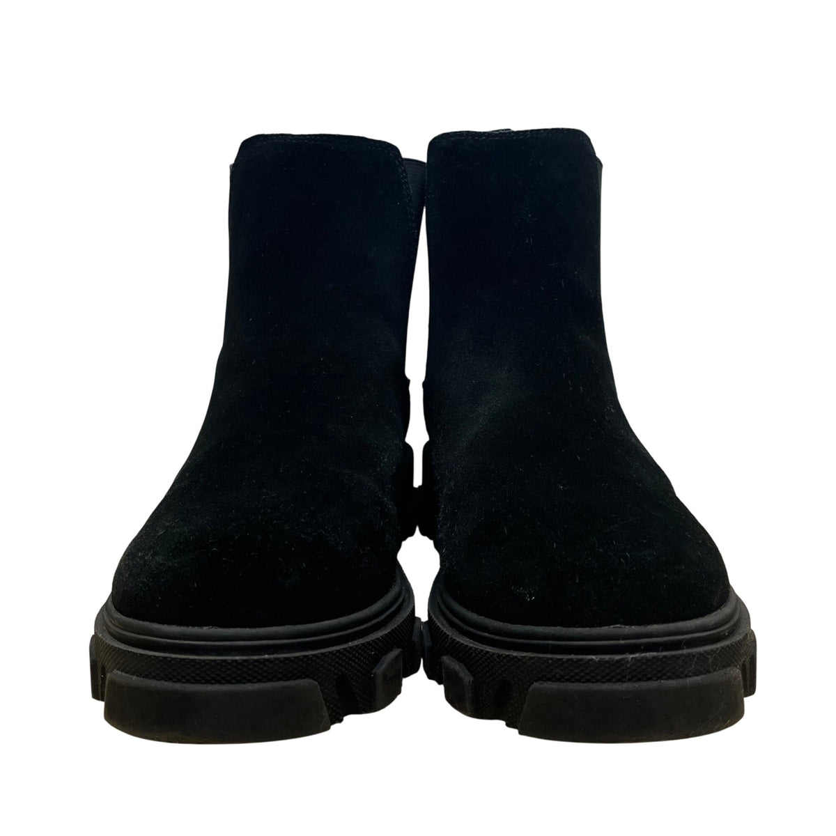 Urban Outfitters Women’s Black Suede Chunky Sole Chelsea Boots Size 8 US