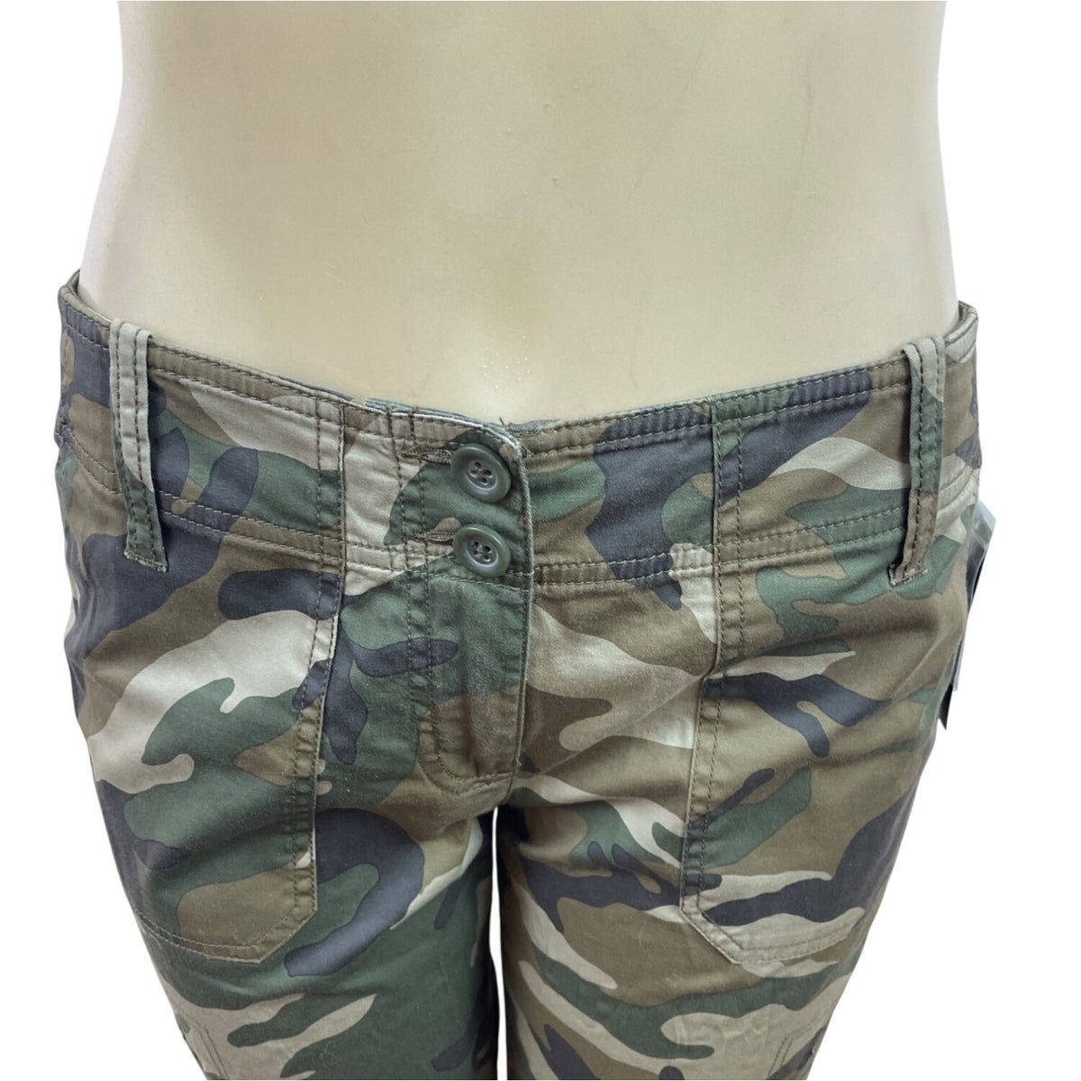 INC Womens Olive Camouflage Capri Cargo Pants With Rhinestones Sz 6 - New