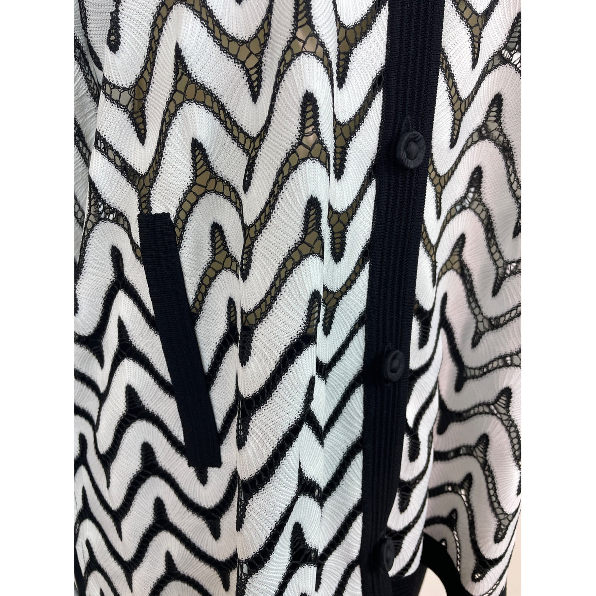 Misook Exclusively Women's Black & White Chevron Knit Cardigan Size IX