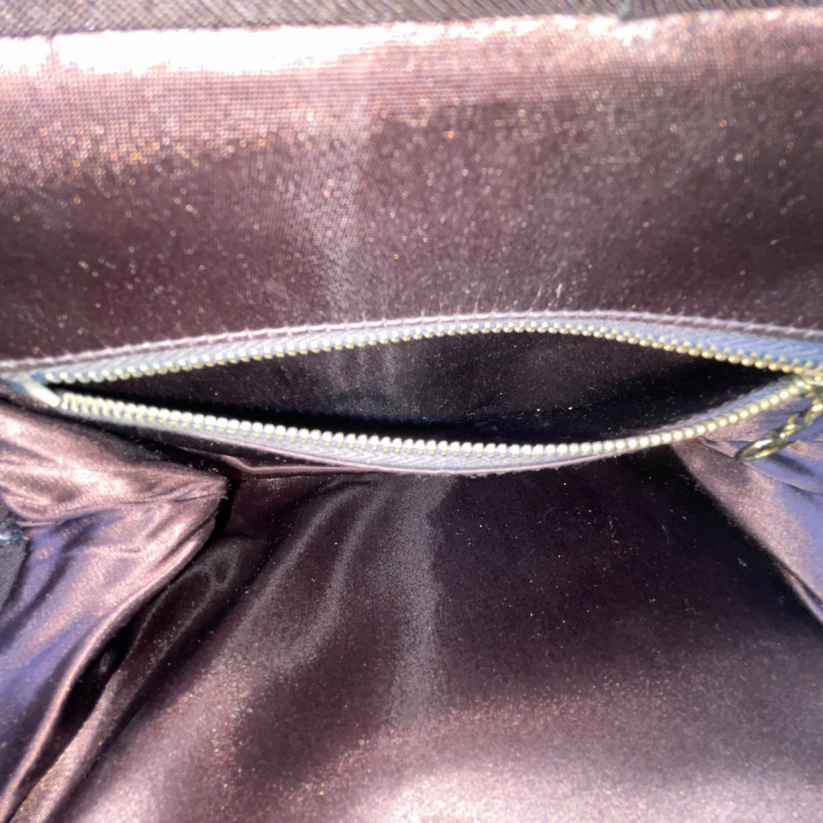 Bags By Edwards Women’s Brown Satin Top Handle Red Stone Clasp Vintage Purse