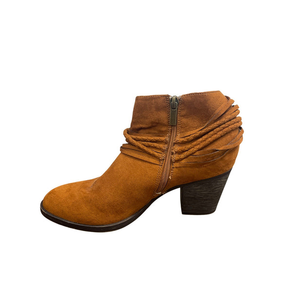 Bamboo Womens Tan Suede Ankle Boots With Braided Wrap & 3-Inch Block Heel Size 7.5