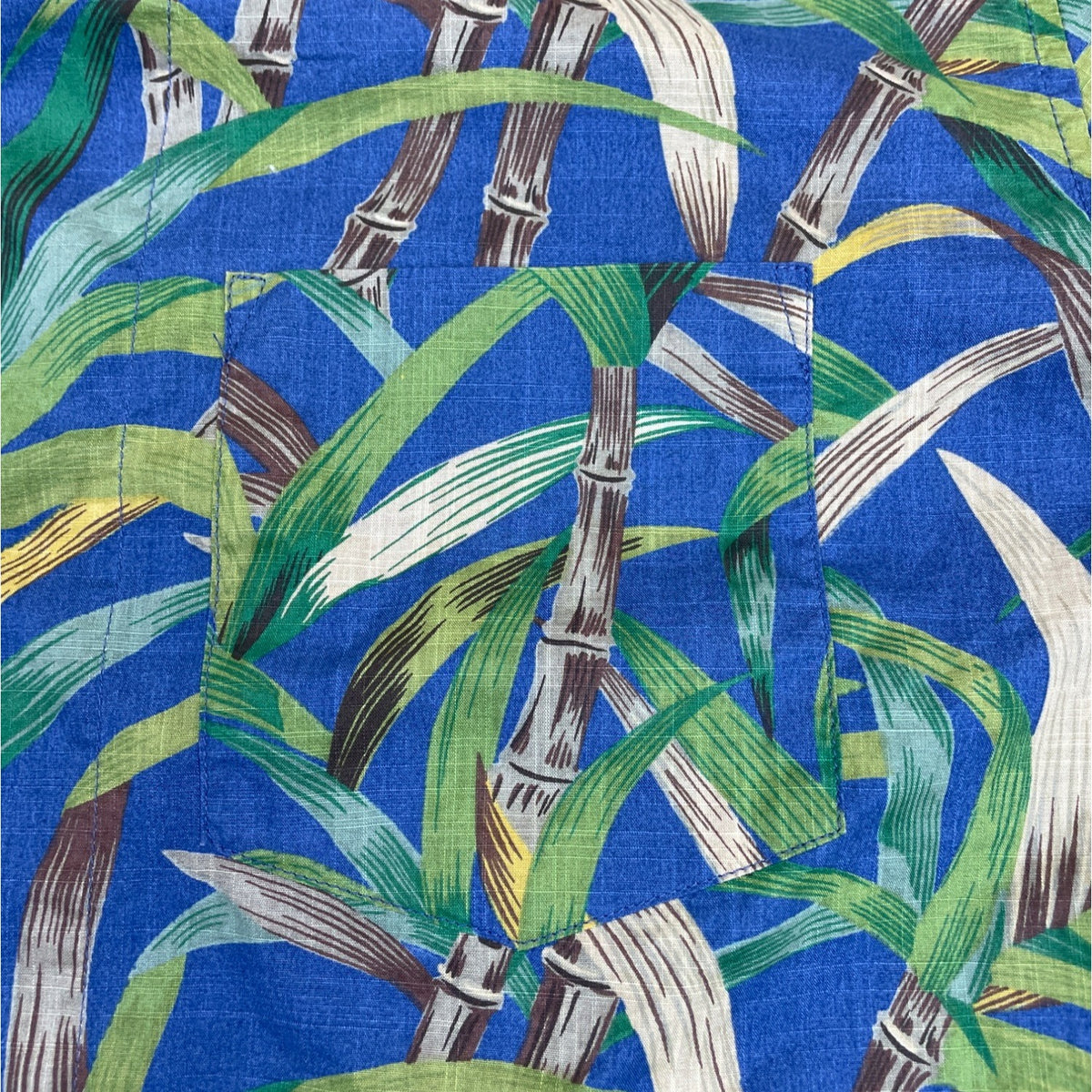 J.Crew Men's Blue Short Sleeve Button-Up Shirt With Tropical Print Sz M