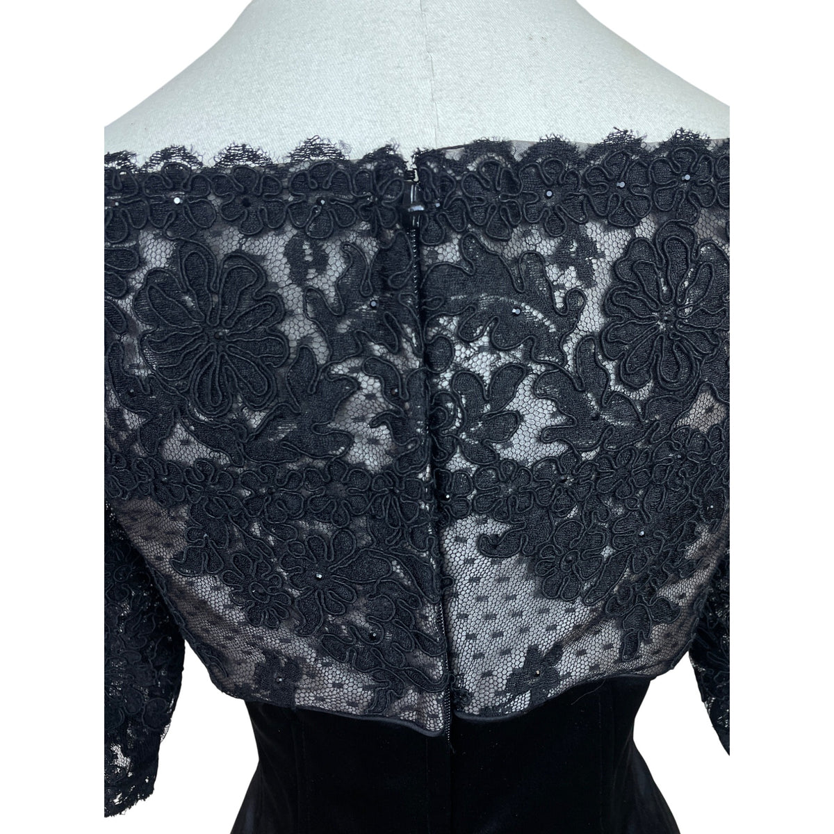 Vintage Rose Taft Couture Womens Black Lace Top Off-Shoulder