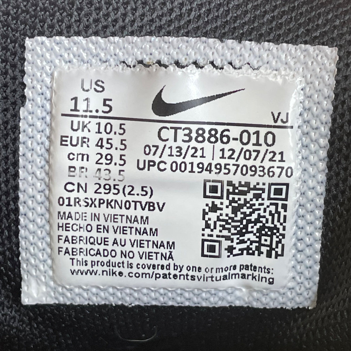 Nike Men’s Black & White Free Metcon 4 Training Sneakers Size 11.5