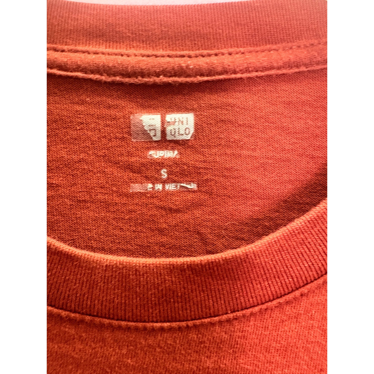 Uniqlo Mens Red Cotton Crewneck T-Shirt Casual Short Sleeve Lightweight Soft Size S