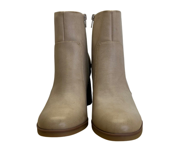 Korks Women’s Cream PU Leather Destiny Stacked Block Heel Ankle Boots Size 10M