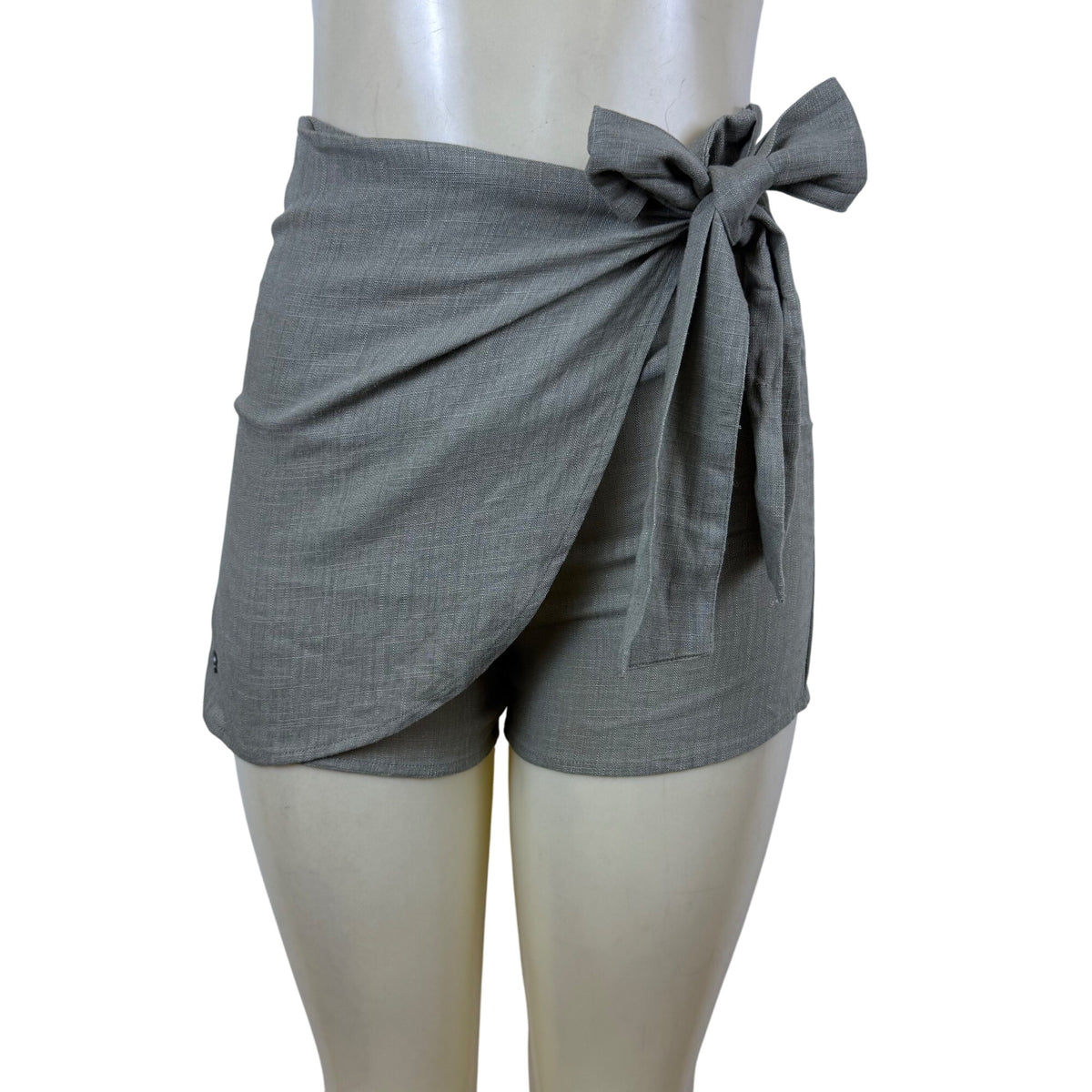 Aussie Women’s Gray Wrap Front Tie Shorts Size S Lightweight Summer - New
