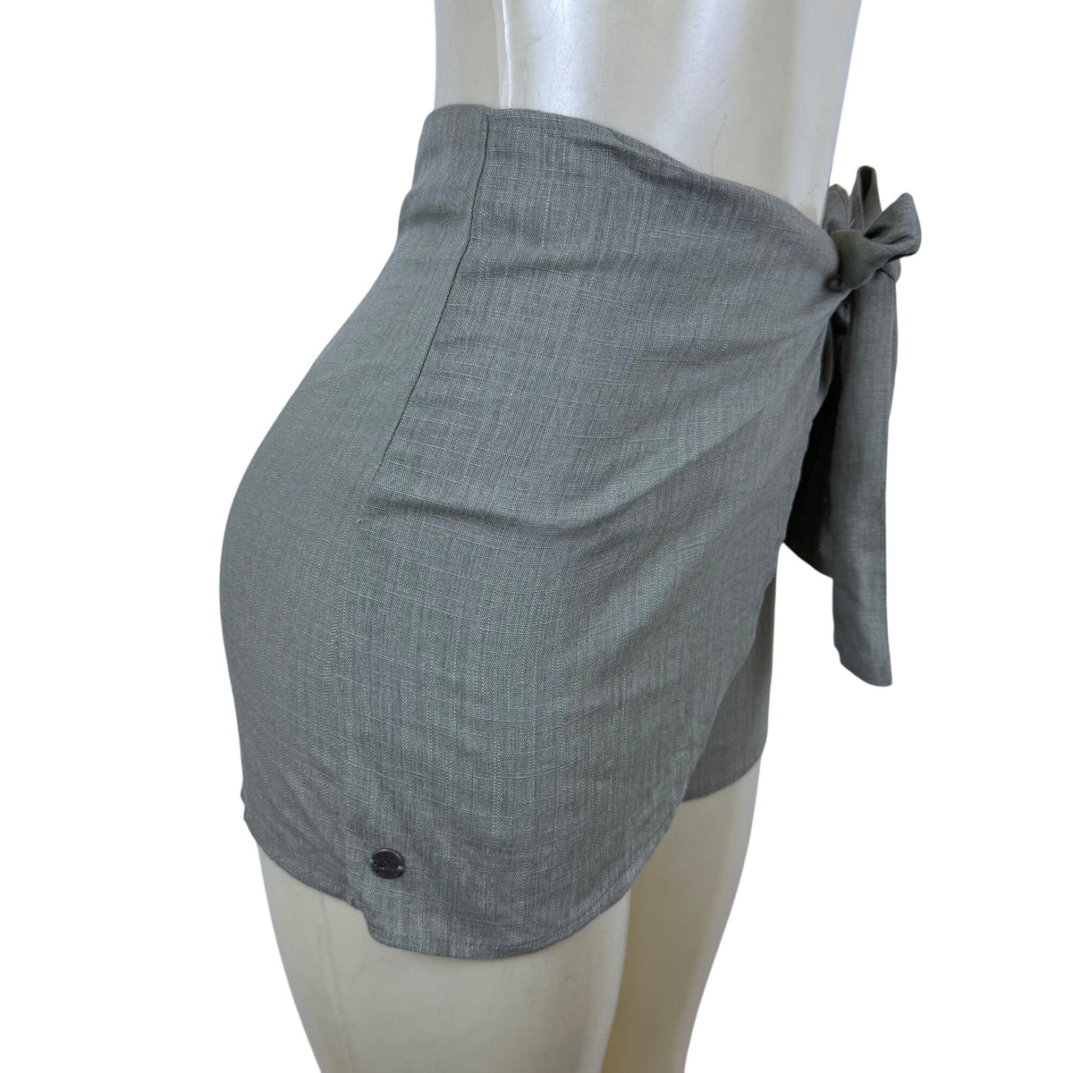Aussie Women’s Gray Wrap Front Tie Shorts Size S Lightweight Summer - New