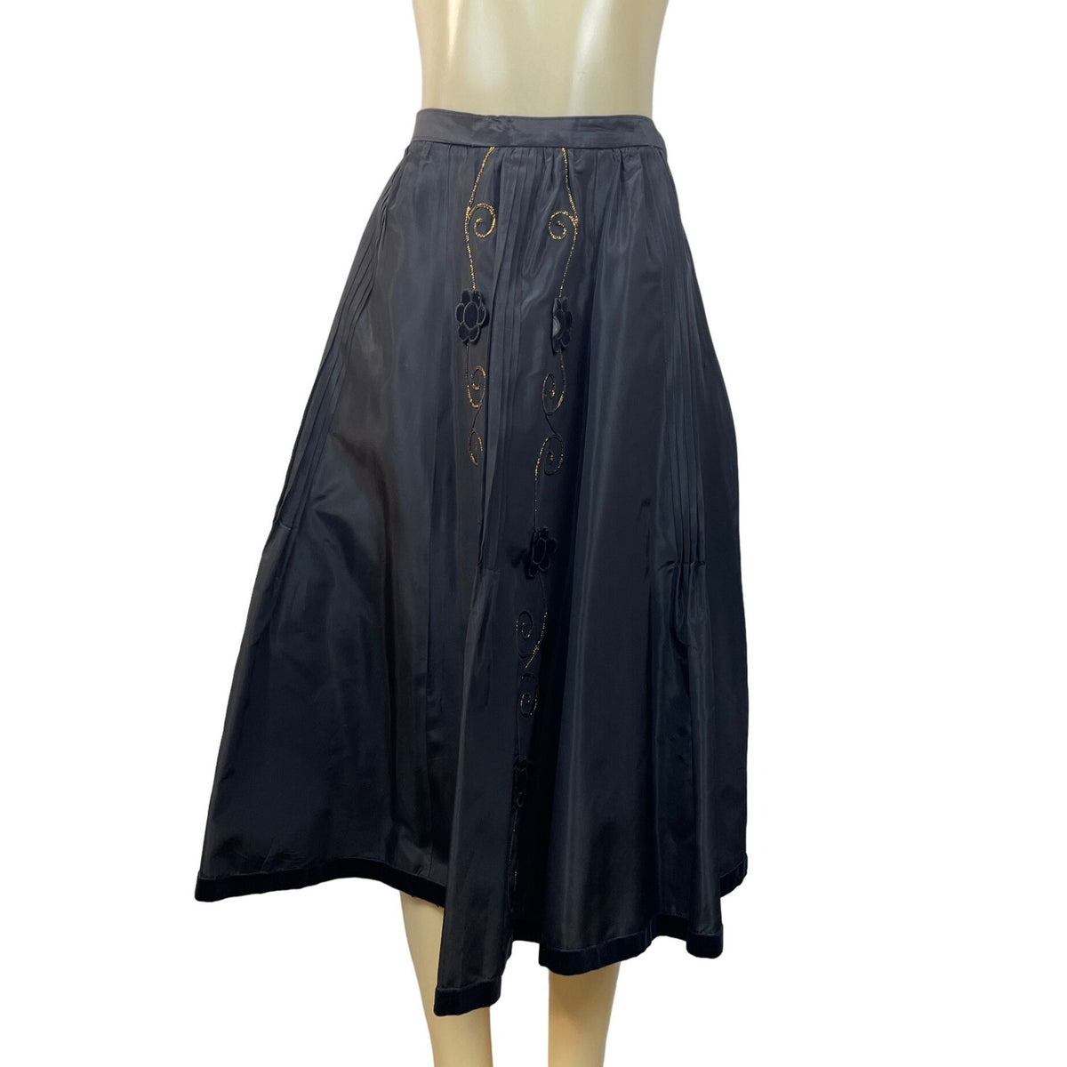 Vintage 80''s Miss Féraud Women's Black With Embroidered Floral Art Long Skirt Sz 6
