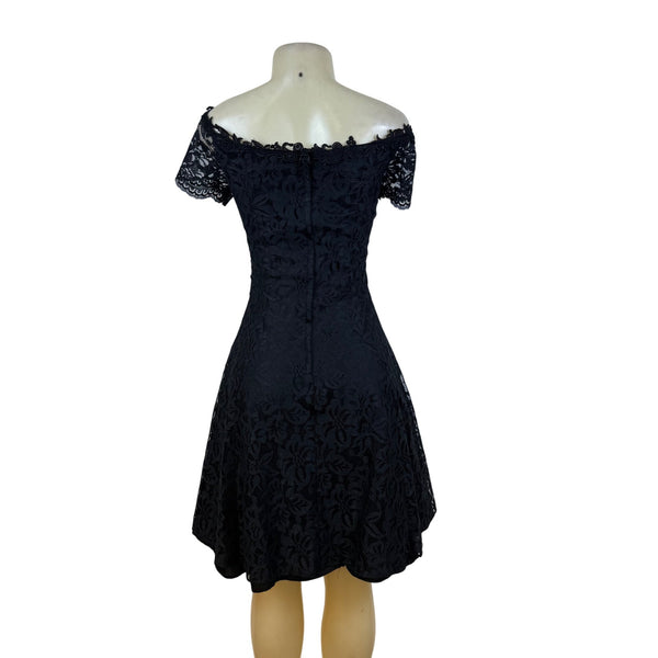 Vintage Roberta Elegant Black Lace Off-Shoulder Dress Short Sleeve A-Line