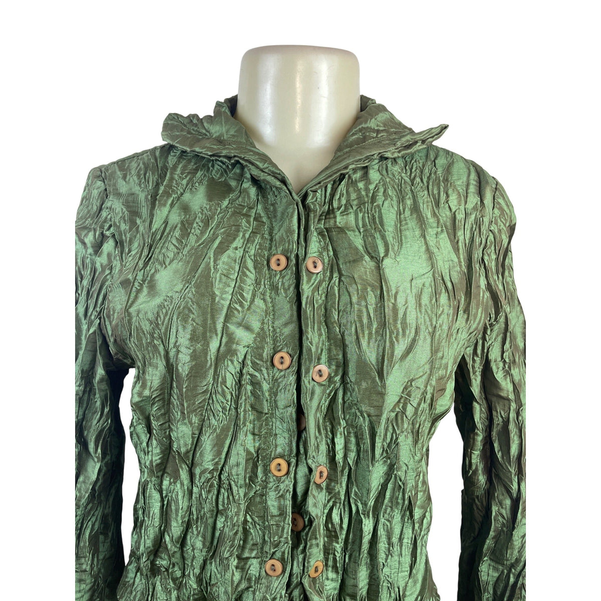 Ki Meng Women’s Green Metallic Crinkle Button-Up Blouse With Poet Sleeves