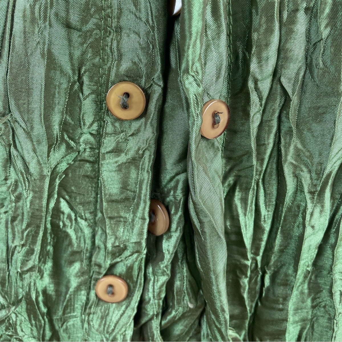 Ki Meng Women’s Green Metallic Crinkle Button-Up Blouse With Poet Sleeves