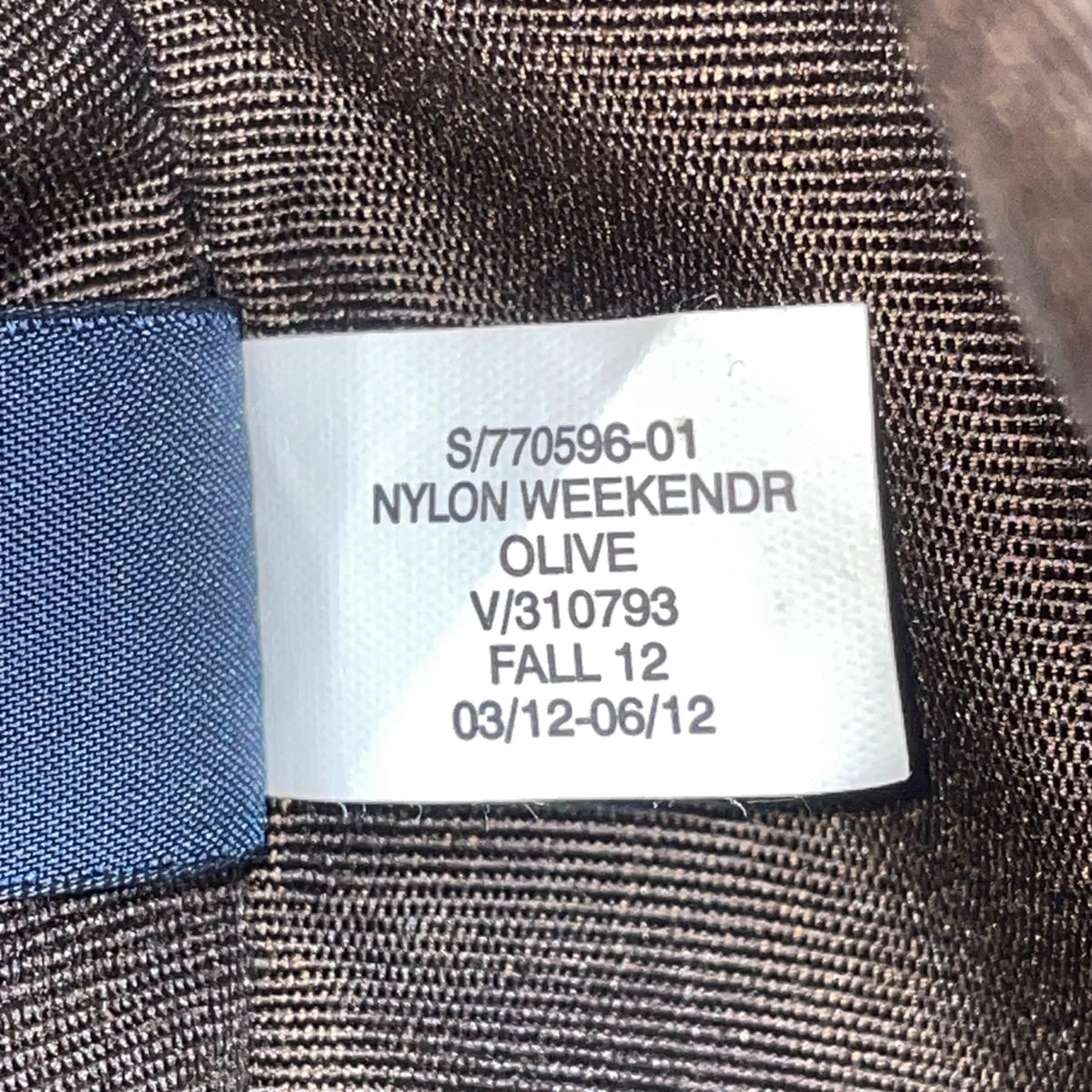 Banana Republic Unisex Olive Nylon & Leather Buckle Accents Weekend Travel Bag