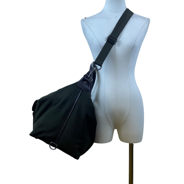 Banana Republic Unisex Olive Nylon & Leather Buckle Accents Weekend Travel Bag