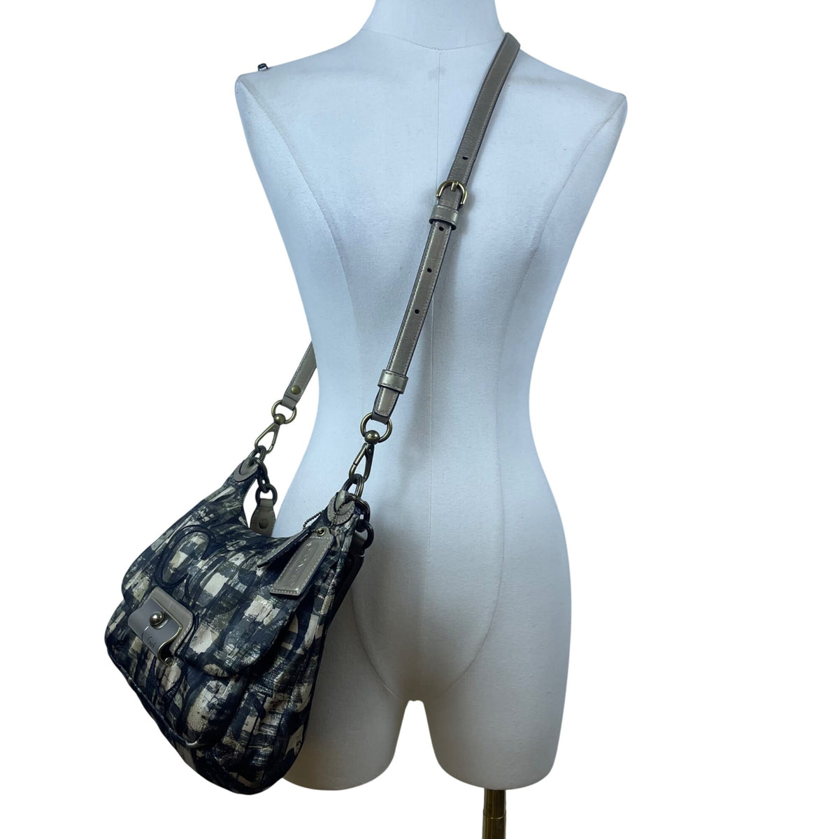 Coach Womens Black/Gold Canvas Abstract Siganture Print Crossbody Hobo Bag