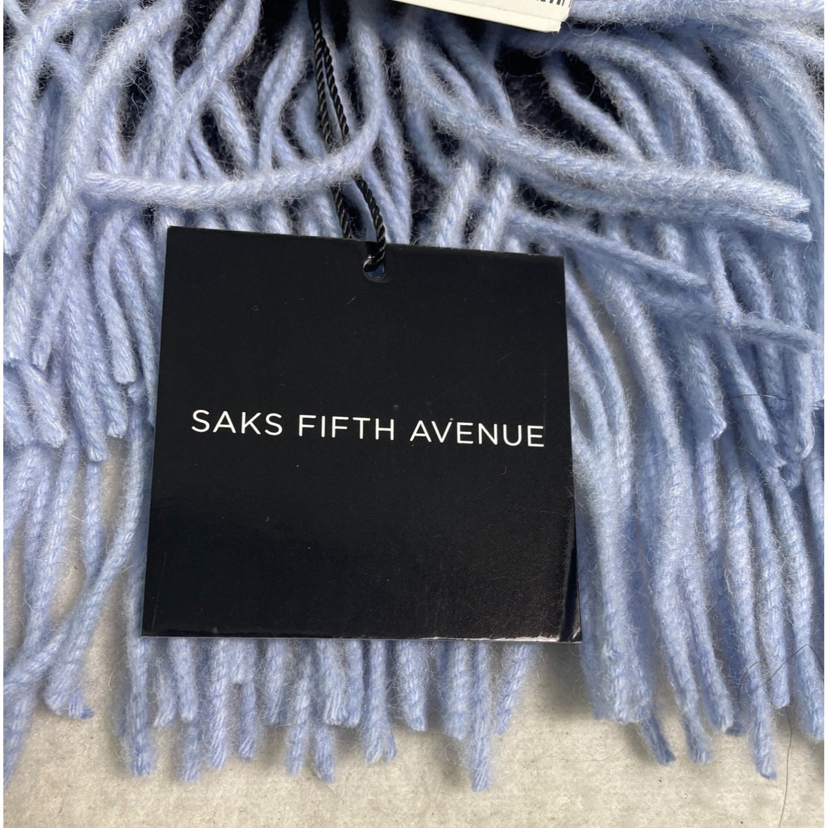 Unisex One Size Saks Fith Avenue Ombre Blue And Black  Shawl And Banket New