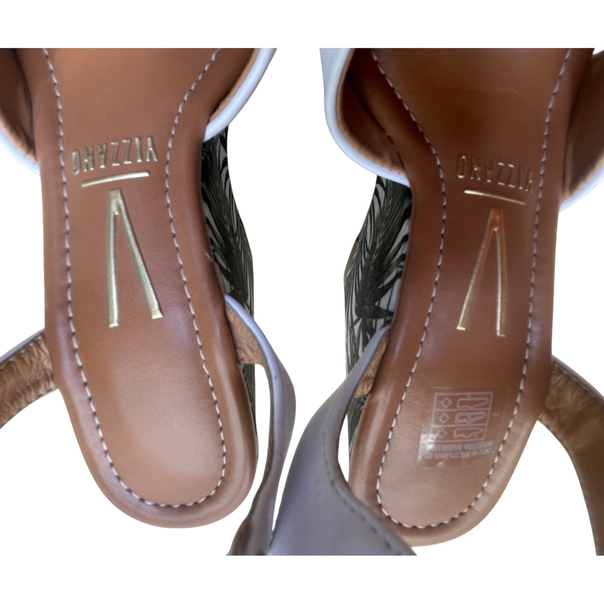 Vizzano Women’s White Faux Leather Tropical Pineapple Print Wedge Sandals Size 6