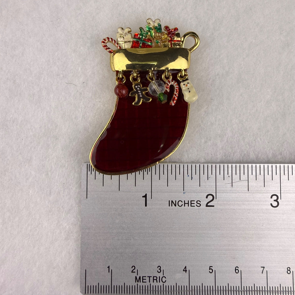 Colorful Stocking Pin Brooch Gold Tone Christmas Holiday Charm Beads Gift