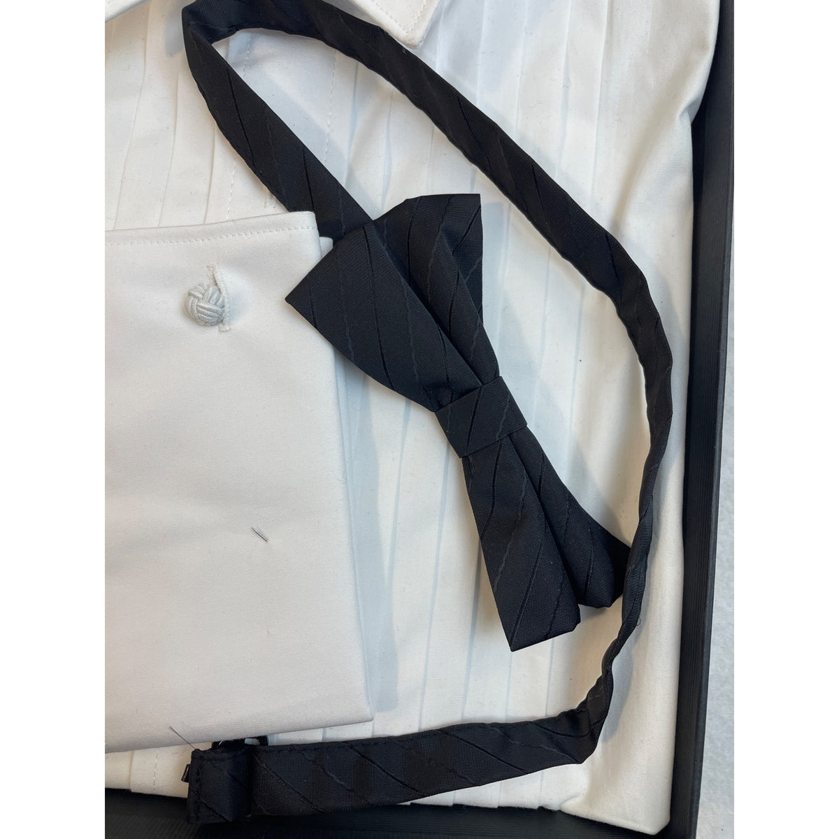 Joseph & Feiss Mens Shirt 16 32/33 Front White With Black Bow Tie - New