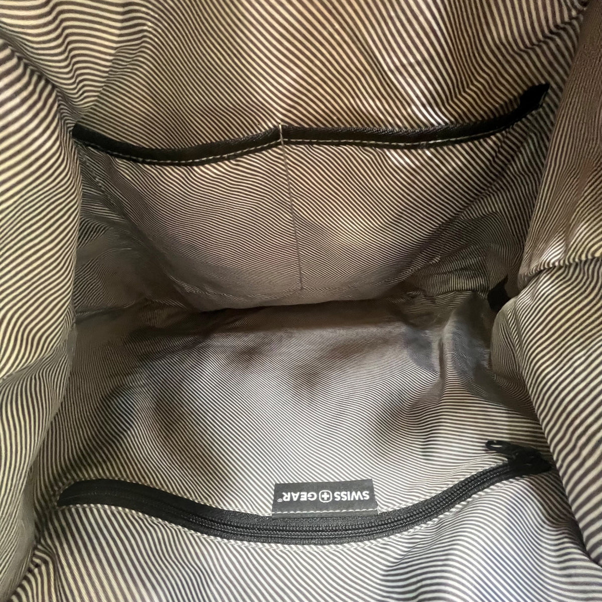 SwissGear Unisex Black & Gray Canvas Travel Laptop/Tablet Bag Backpack Size L