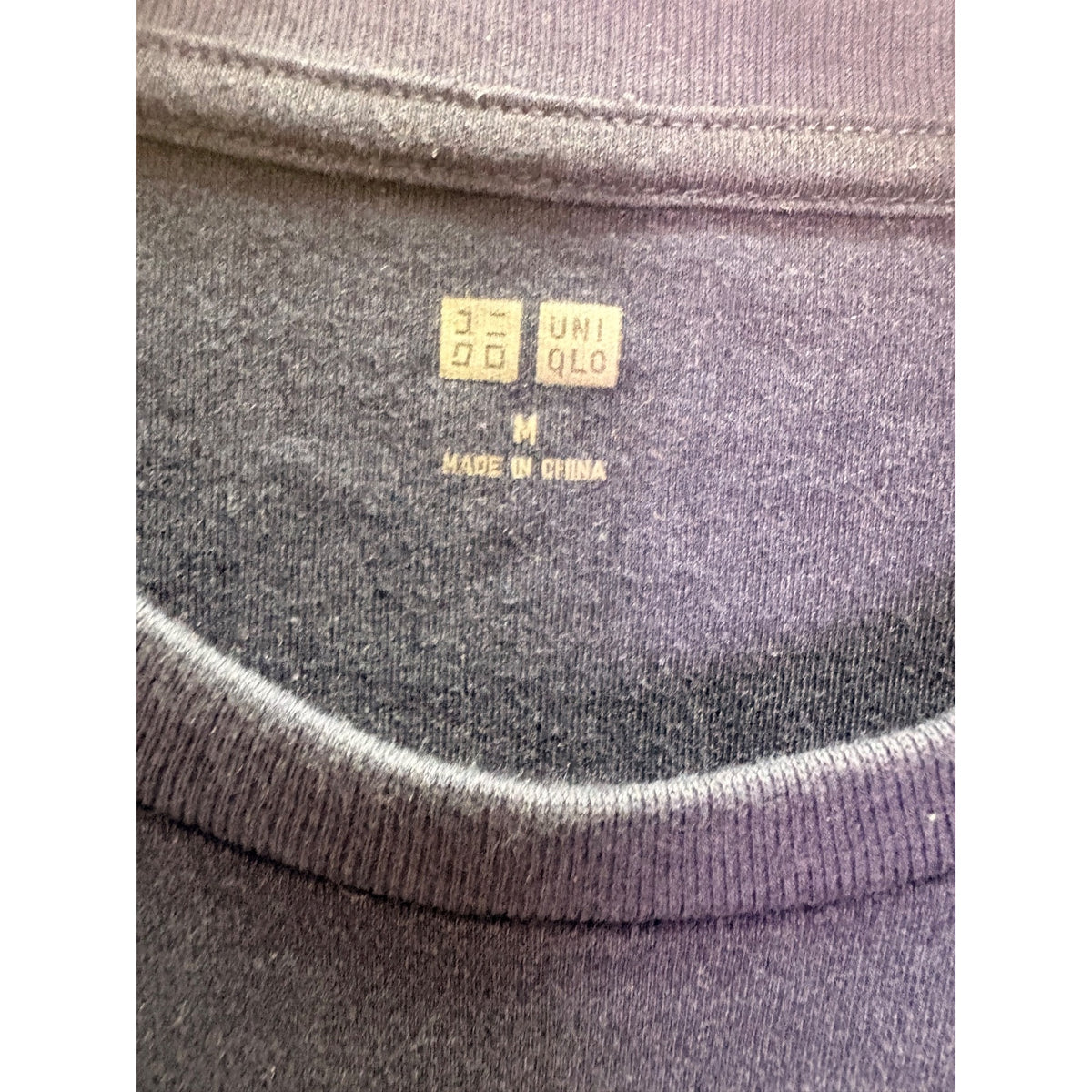 UNIQLO Mens Black Long Sleeve T-Shirt Polyester Blend Crew Neck Size M